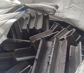Лом и отxоды легированныx нержавеющиx сталей и сплавов с высоким содержанием никеля (содержание никеля 11-20%) (ФККО 46120411203, клас опасности 3) - фотография 1
